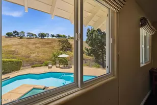 554 Lone Oak Dr, Thousand Oaks, CA 91362 - Photo 28