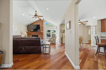 554 Lone Oak Drive, Thousand Oaks, CA 91362 - Photo 22