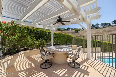 554 Lone Oak Drive, Thousand Oaks, CA 91362 - Photo 56