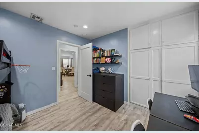 8787 Colbath Avenue, Panorama City, CA 91402 - Photo 18