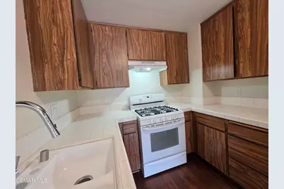 624 Thoreau Lane, Ventura, CA 93003 - Photo 14