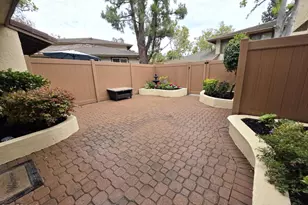624 Thoreau Ln, Ventura, CA 93003 - Photo 6