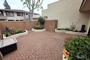624 Thoreau Ln, Ventura, CA 93003 - Photo 4