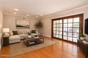 22312 Mobile St, Woodland Hills, CA 91303 - Photo 10
