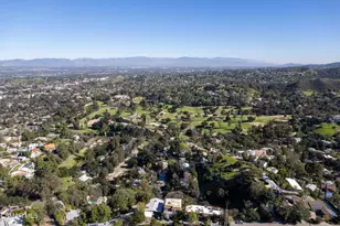 4619 Ensenada Dr, Woodland Hills, CA 91364 - Photo 2