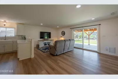 1277 Mead Avenue, Ventura, CA 93004 - Photo 8