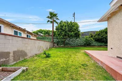 26015 Crest Road, Torrance, CA 90505 - Photo 32