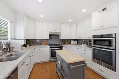 5377 Evanwood Avenue, Oak Park, CA 91377 - Photo 10