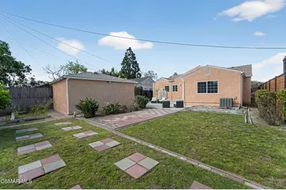 3722 Degnan Boulevard, Los Angeles, CA 90018 - Photo 24