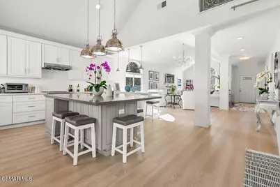 2181 Brookfield Drive, Thousand Oaks, CA 91362 - Photo 10