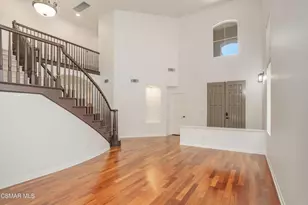 921 Ellesmere Way, Oak Park, CA 91377 - Photo 12