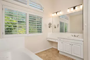 921 Ellesmere Way, Oak Park, CA 91377 - Photo 44