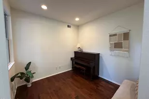 3098 Espana Ln, Thousand Oaks, CA 91362 - Photo 14