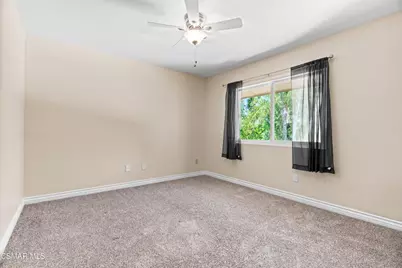 6421 Smoke Tree Avenue, Oak Park, CA 91377 - Photo 38