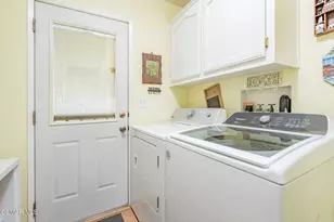 1215 Anchors Way Dr, Ventura, CA 93001 - Photo 38