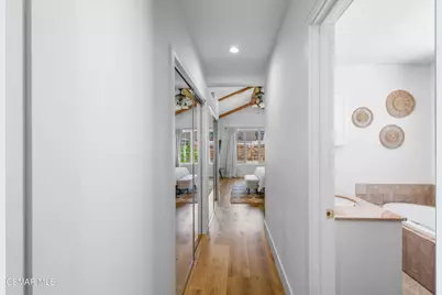 7039 Sylvia Avenue, Reseda, CA 91335 - Photo 20