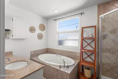 7039 Sylvia Avenue, Reseda, CA 91335 - Photo 24