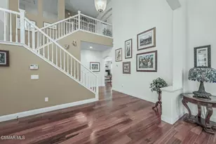 239 Chantilly Cir, Simi Valley, CA 93065 - Photo 2
