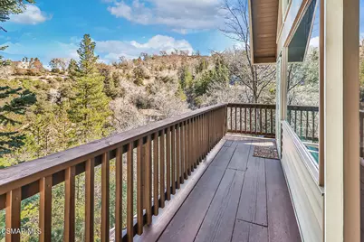 1359 Evergreen Lane, Lake Arrowhead, CA 92352 - Photo 22