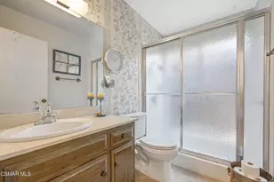 11 N Madrid Ave, Thousand Oaks, CA 91320 - Photo 12