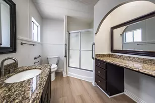 144 La Fortuna, Newbury Park, CA 91320 - Photo 38