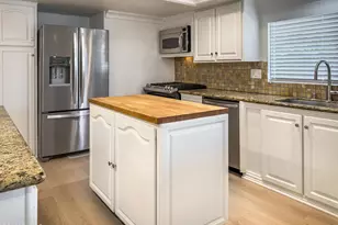 144 La Fortuna, Newbury Park, CA 91320 - Photo 22