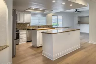 144 La Fortuna, Newbury Park, CA 91320 - Photo 14
