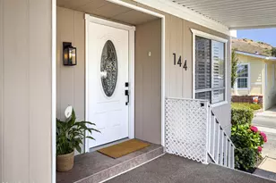 144 La Fortuna, Newbury Park, CA 91320 - Photo 44