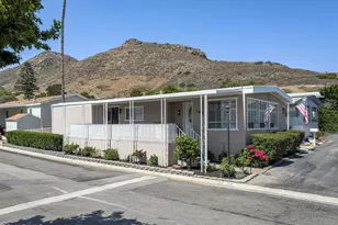 144 La Fortuna, Newbury Park, CA 91320 - Photo 4
