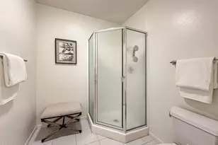 223 Mesa Ave, Newbury Park, CA 91320 - Photo 38