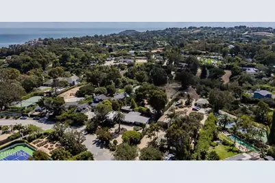6749 Zumirez Drive, Malibu, CA 90265 - Photo 44