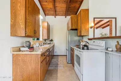 6749 Zumirez Drive, Malibu, CA 90265 - Photo 40