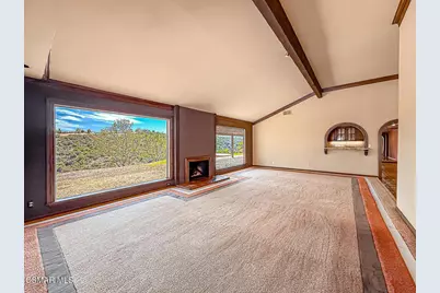 1810 Calle Salto, Thousand Oaks, CA 91360 - Photo 8