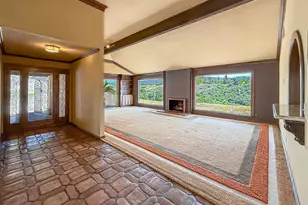 1810 Calle Salto, Thousand Oaks, CA 91360 - Photo 6