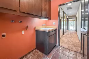1810 Calle Salto, Thousand Oaks, CA 91360 - Photo 48
