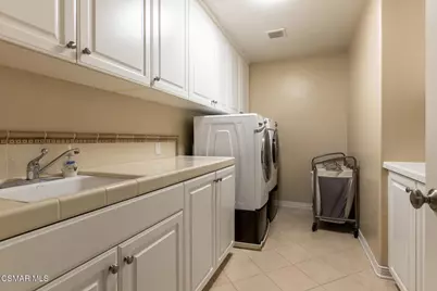 1508 Warm Springs Avenue, Thousand Oaks, CA 91320 - Photo 36