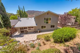 29407 Promontory Pl, Agoura Hills, CA 91301 - Photo 2