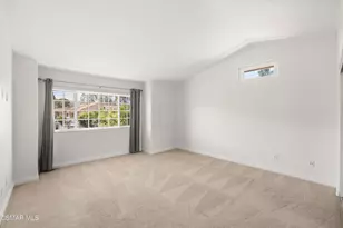 4839 La Vella Dr, Oak Park, CA 91377 - Photo 14