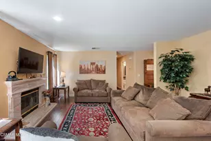 758 Cranmont Ct, Simi Valley, CA 93065 - Photo 20