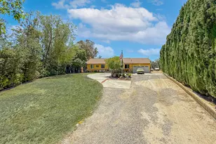 1351 Rambling Rd, Simi Valley, CA 93065 - Photo 8