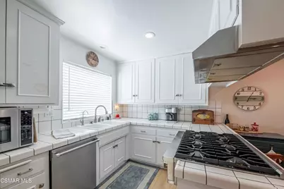 5879 Wheelhouse Lane, Agoura Hills, CA 91301 - Photo 16