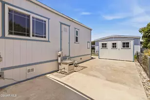 15750 Arroyo Dr, Moorpark, CA 93021 - Photo 32