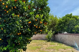 1662 Ahart St, Simi Valley, CA 93065 - Photo 14