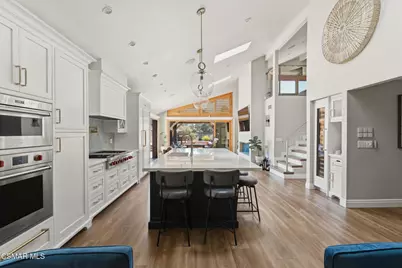 11523 Yolanda Avenue, Porter Ranch, CA 91326 - Photo 10