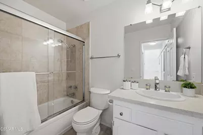 29633 Strawberry Hill Drive, Agoura Hills, CA 91301 - Photo 18