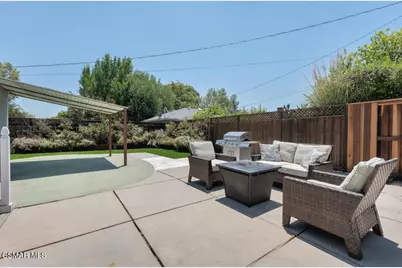 19910 Enadia Way, Winnetka, CA 91306 - Photo 58