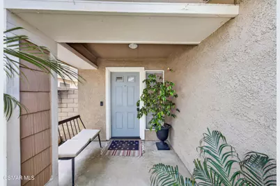 3072 Lamplighter Street, Simi Valley, CA 93065 - Photo 2