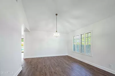 27555 Freetown Lane, Agoura Hills, CA 91301 - Photo 10