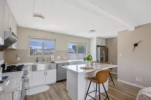 593 Benson Way, Thousand Oaks, CA 91360 - Photo 16