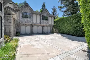 4526 Gloria Ave, Encino, CA 91436 - Photo 54